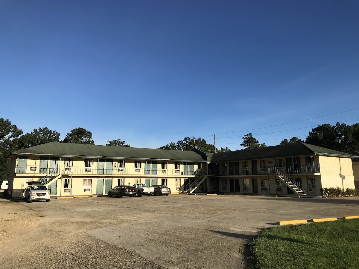 Sportsman Inn Motel